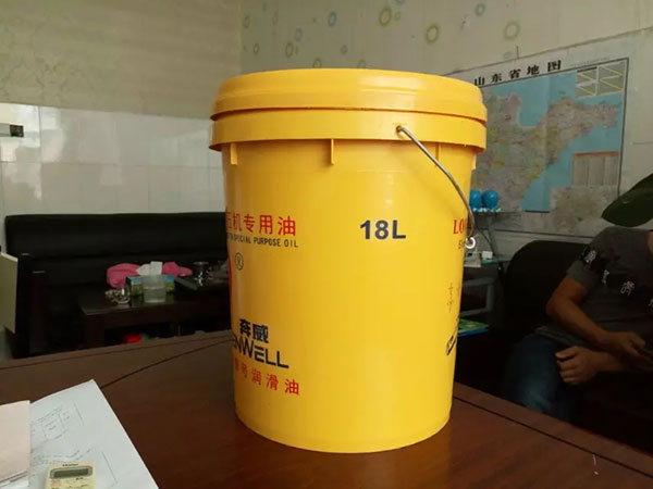 山东18升（shēng）机油桶（tǒng）